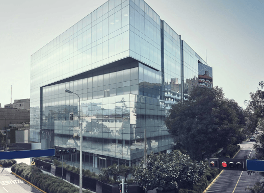 Cromo 332: Oficinas prime en San Isidro.